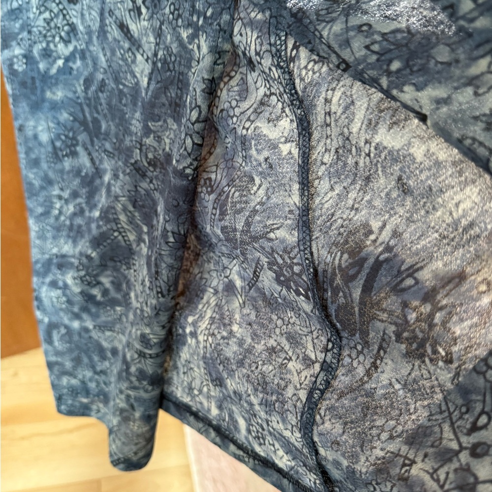 Blue Patterned Maxi Dress with Subtle Print - Picture 3 of 5